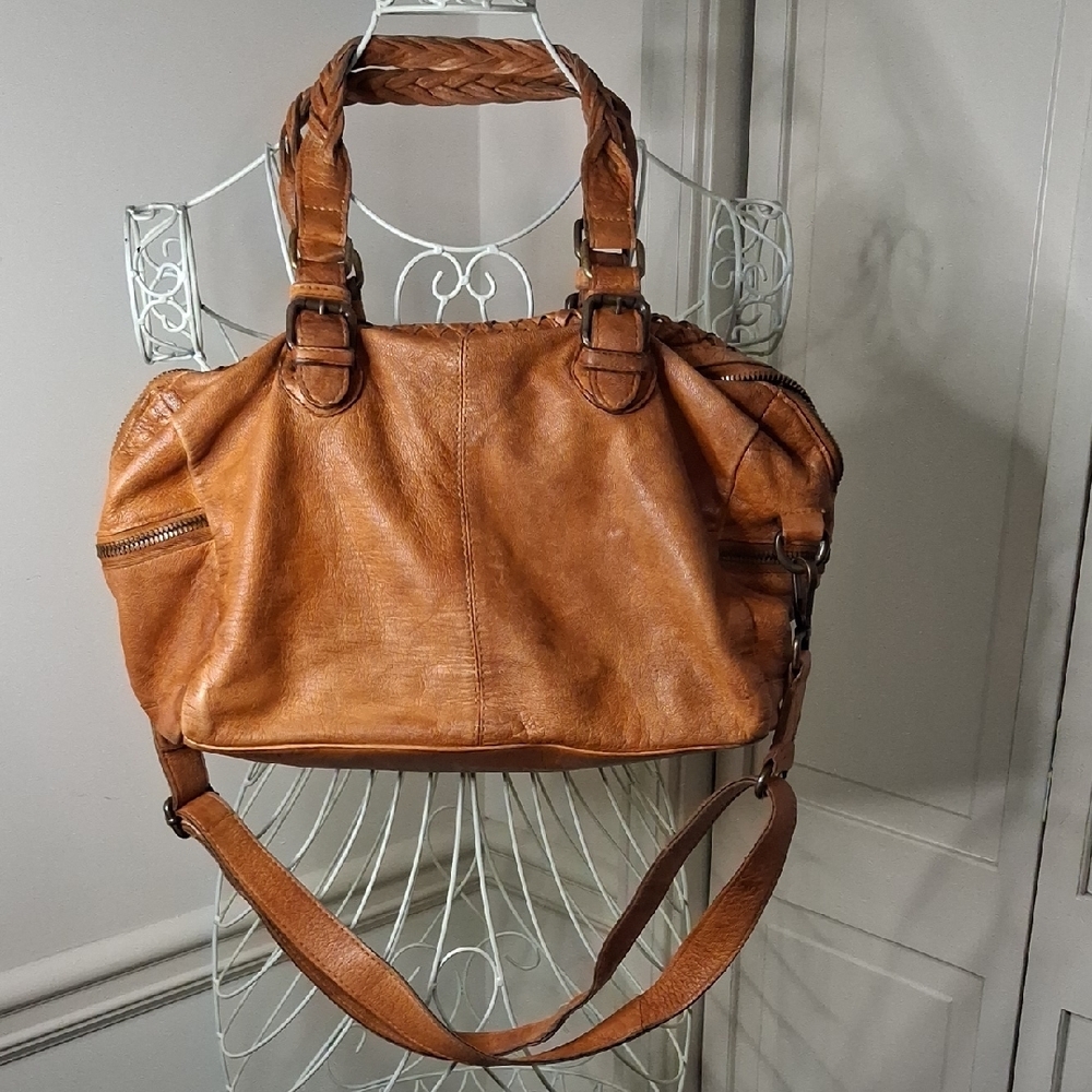 Tano Woven Leather Shoulder Bag - Picture 2 of 10
